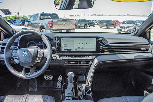 Used 2025 Toyota Camry XSE w/ Premium Plus Package AWD/4WD image 5