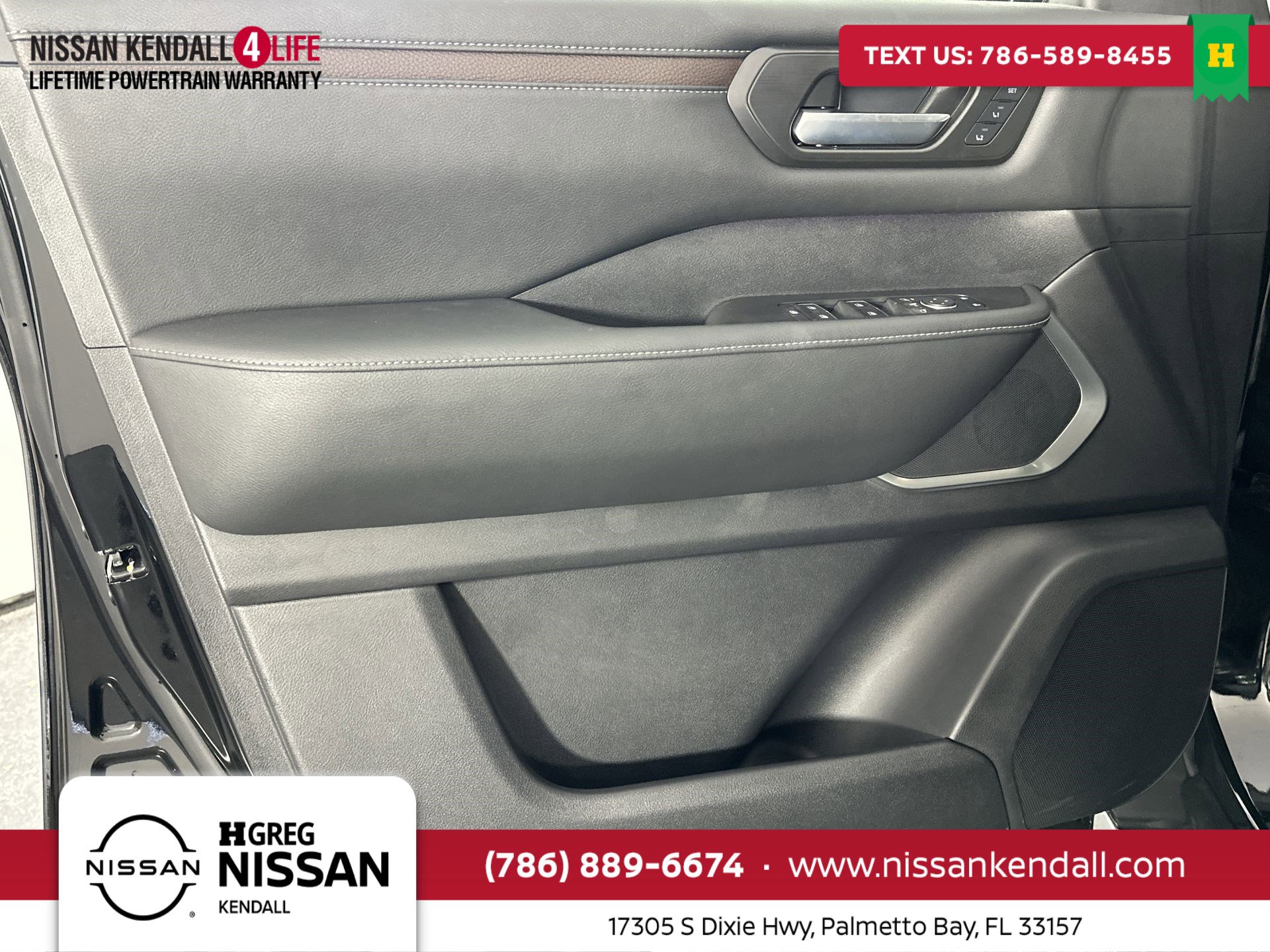 New 2025 Nissan Armada Platinum image 33