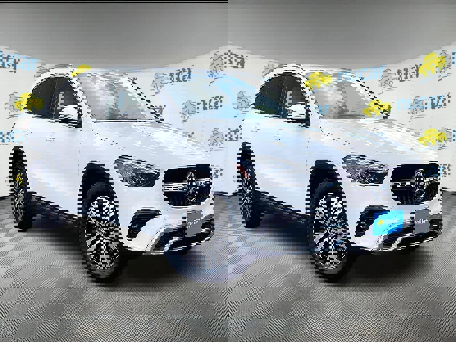 Used 2025 Mercedes-Benz GLA 250 4MATIC image 1