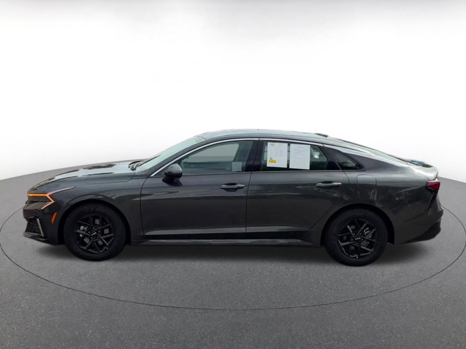 Used 2025 Kia K5 LXS image 9