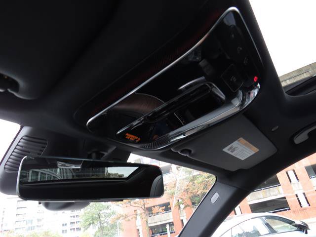 Used 2026 Mercedes-Benz GLC 300 4MATIC image 17