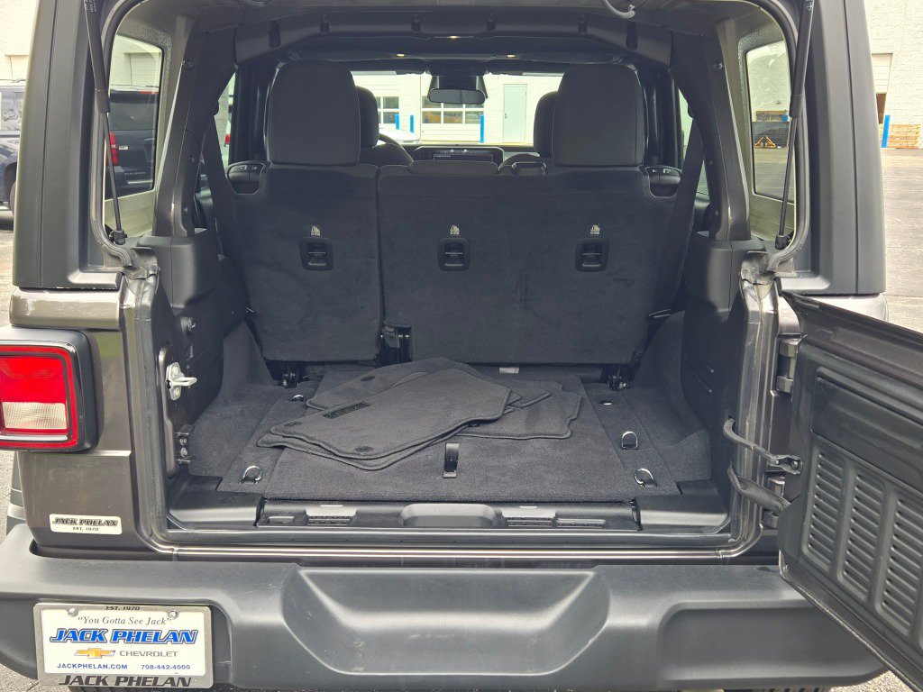 Used 2025 Jeep Wrangler Unlimited Sport AWD/4WD image 13