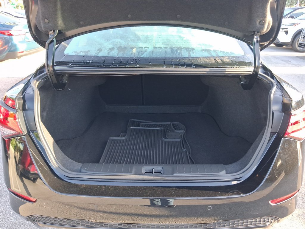 Certified 2025 Nissan Sentra S FWD image 14