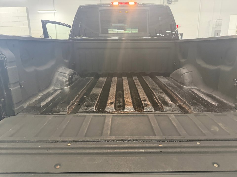 Used 2014 Nissan Titan PRO-4X image 18