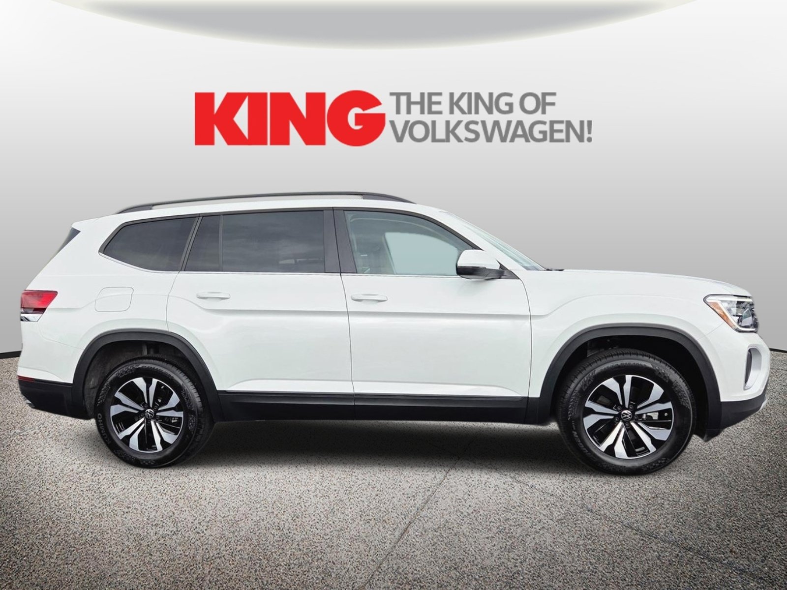 Certified 2026 Volkswagen Atlas SE AWD/4WD image 2