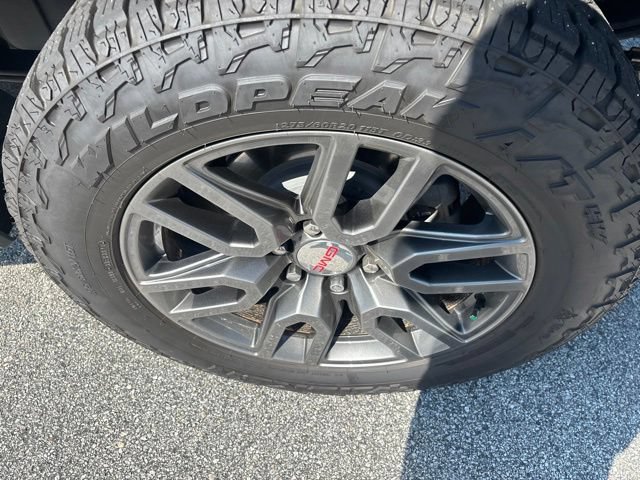Used 2020 GMC Sierra 1500 AT4 w/ AT4 Premium Package AWD/4WD image 9