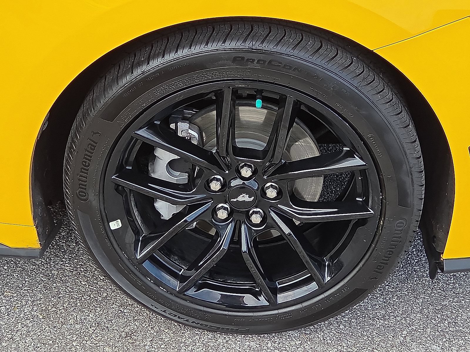 Certified 2024 Ford Mustang Coupe RWD image 32