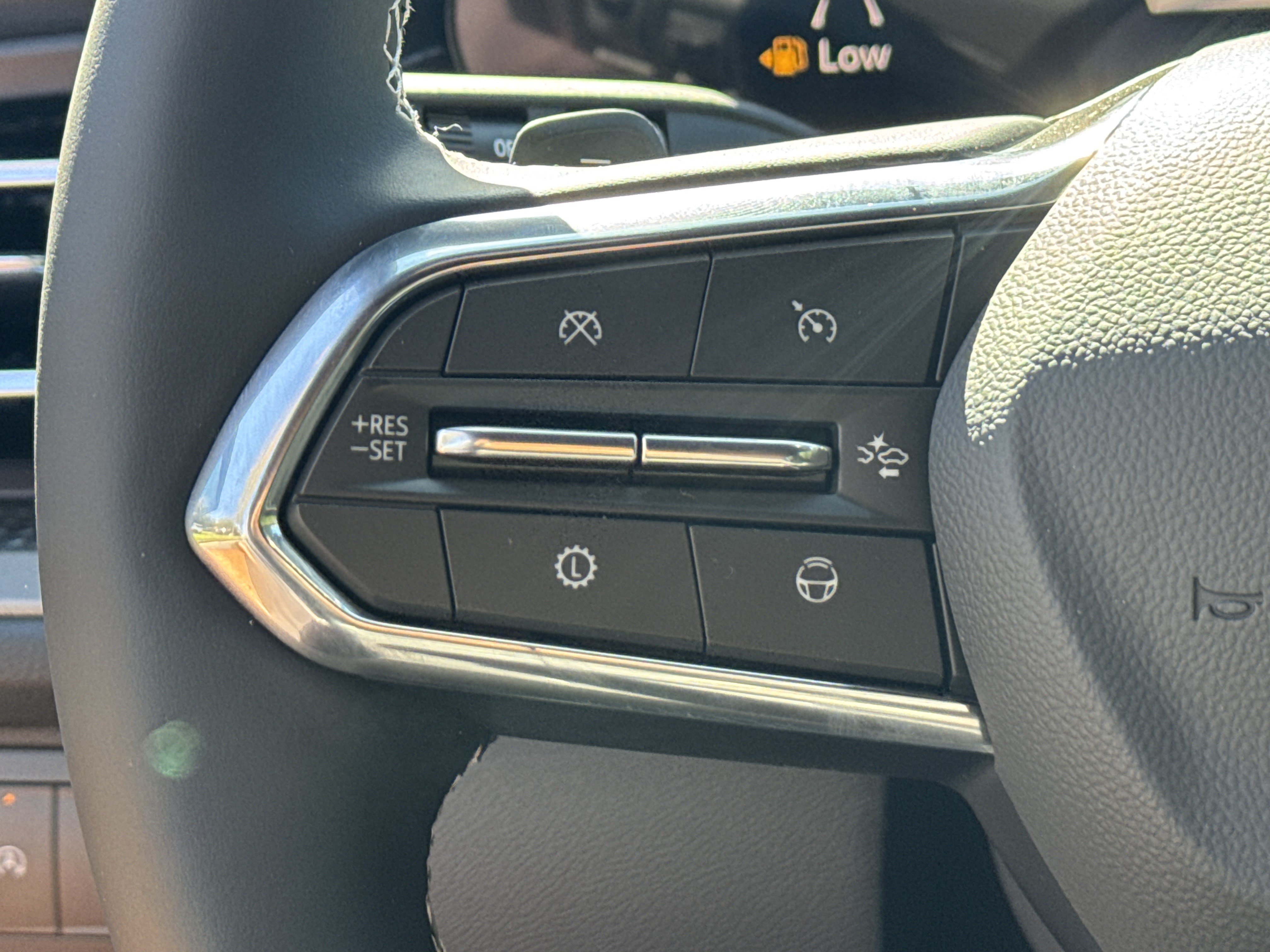 New 2027 Chevrolet Traverse LT w/ Enhanced Driving Package FWD image 26