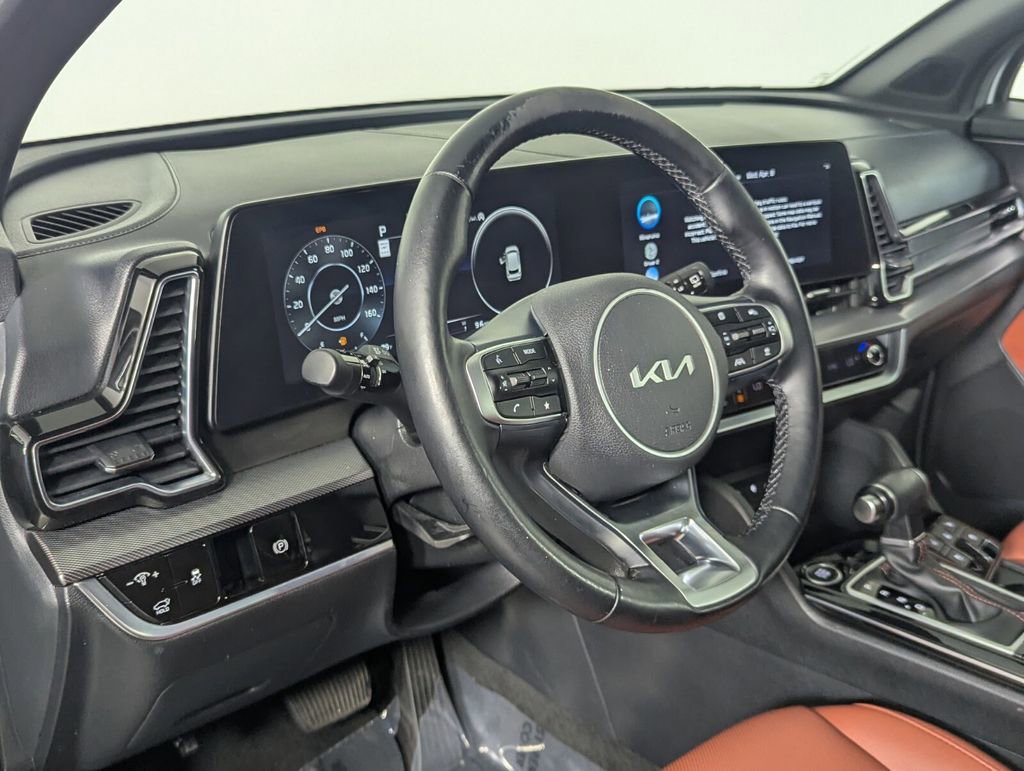 Used 2024 Kia Sportage SX image 11