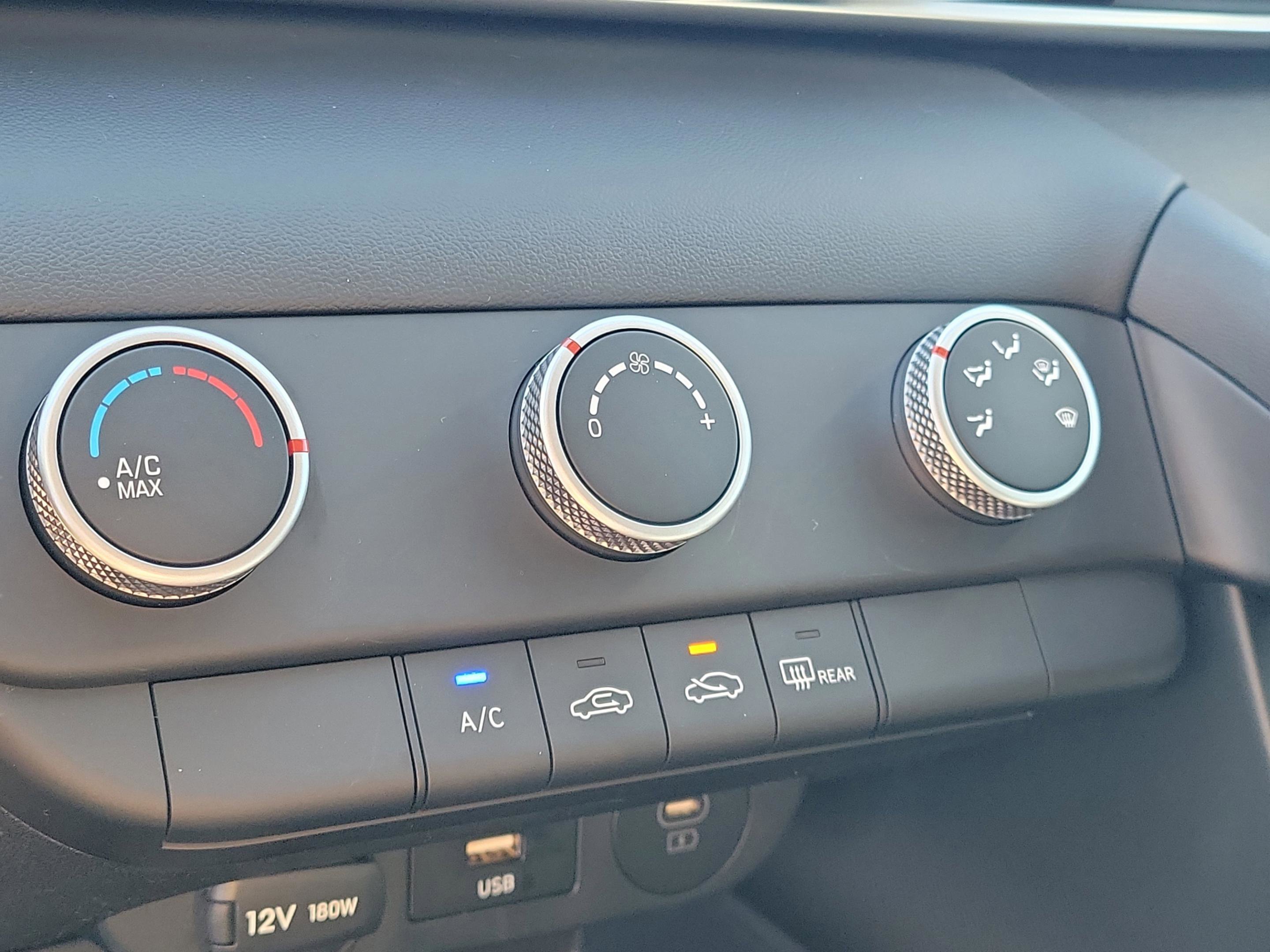 New 2026 Hyundai Elantra SE image 27