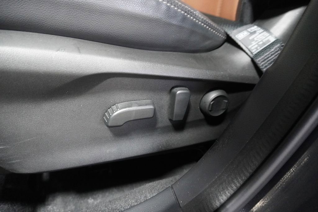 Used 2023 Subaru Forester Touring w/ Popular Package #2 image 17