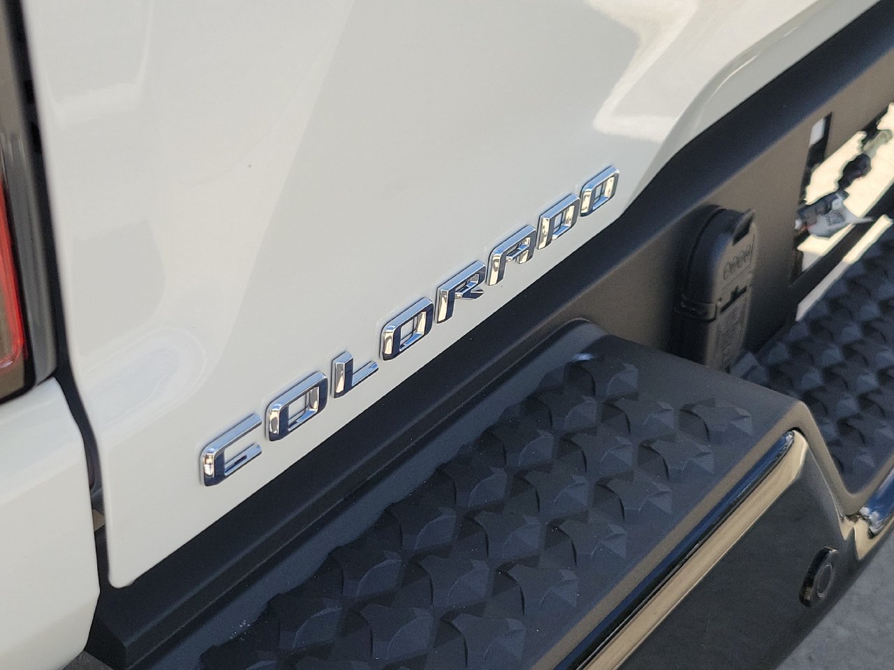 New 2026 Chevrolet Colorado ZR2 w/ Technology Package AWD/4WD image 6