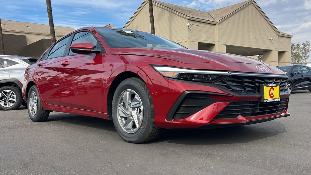 New 2026 Hyundai Elantra SE image 5