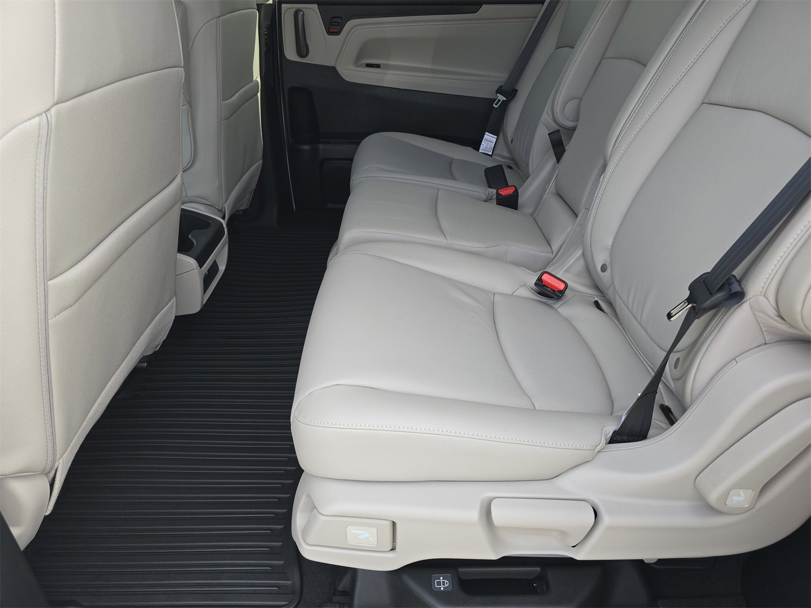 New 2026 Honda Odyssey EX-L image 11