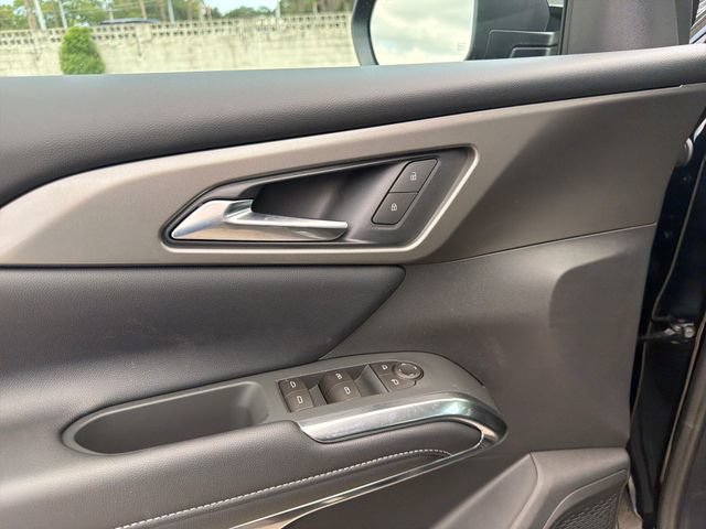 New 2026 Chevrolet Traverse LT w/ Midnight/Sport Edition FWD image 25