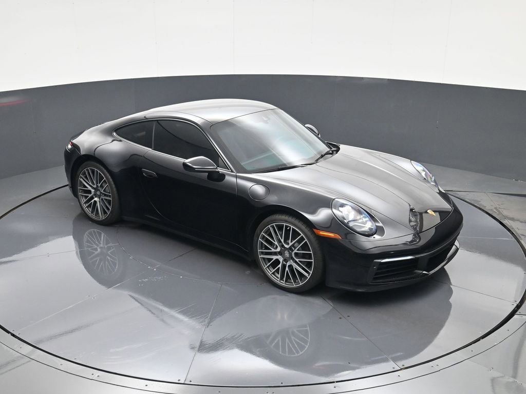 Used 2024 Porsche 911 Carrera 4 image 1