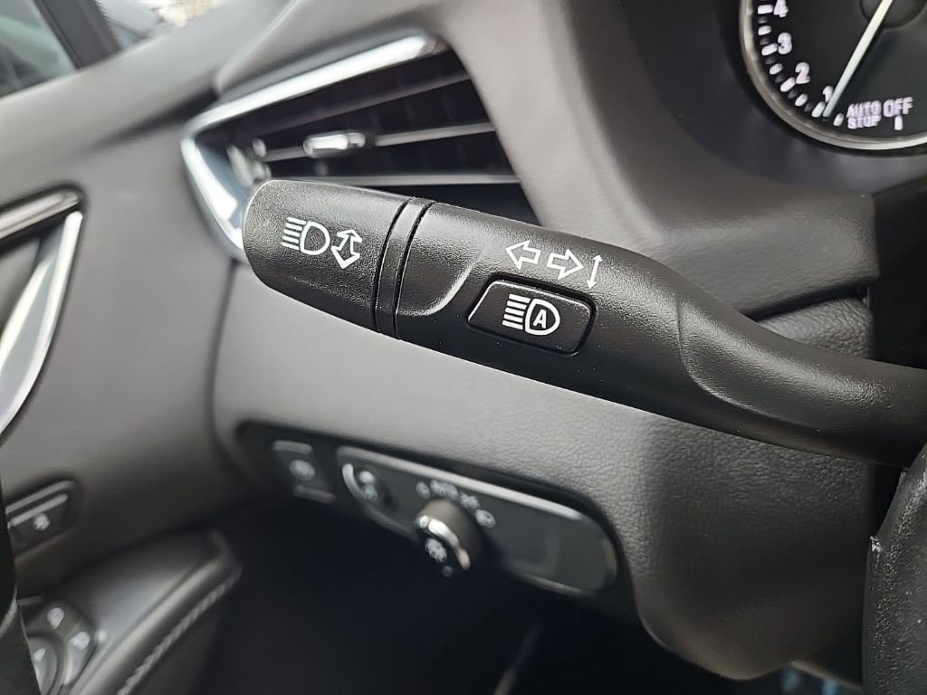 Used 2020 Buick Enclave Avenir image 18