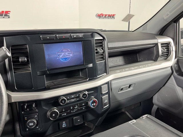 Used 2023 Ford F250 XL w/ STX Appearance Package AWD/4WD image 18
