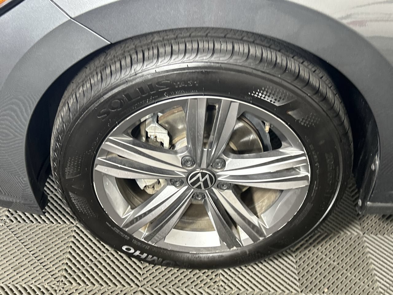 Used 2024 Volkswagen Jetta SE FWD image 10