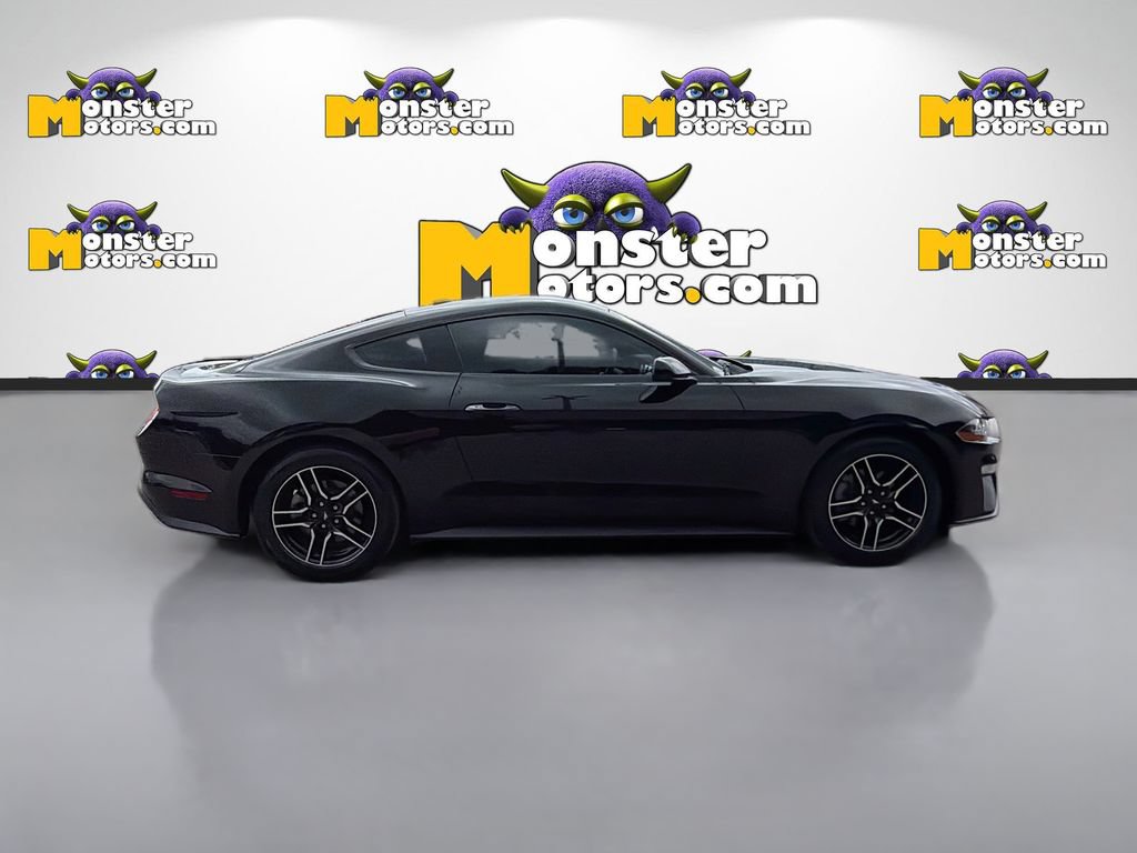 Used 2023 Ford Mustang Coupe RWD image 4
