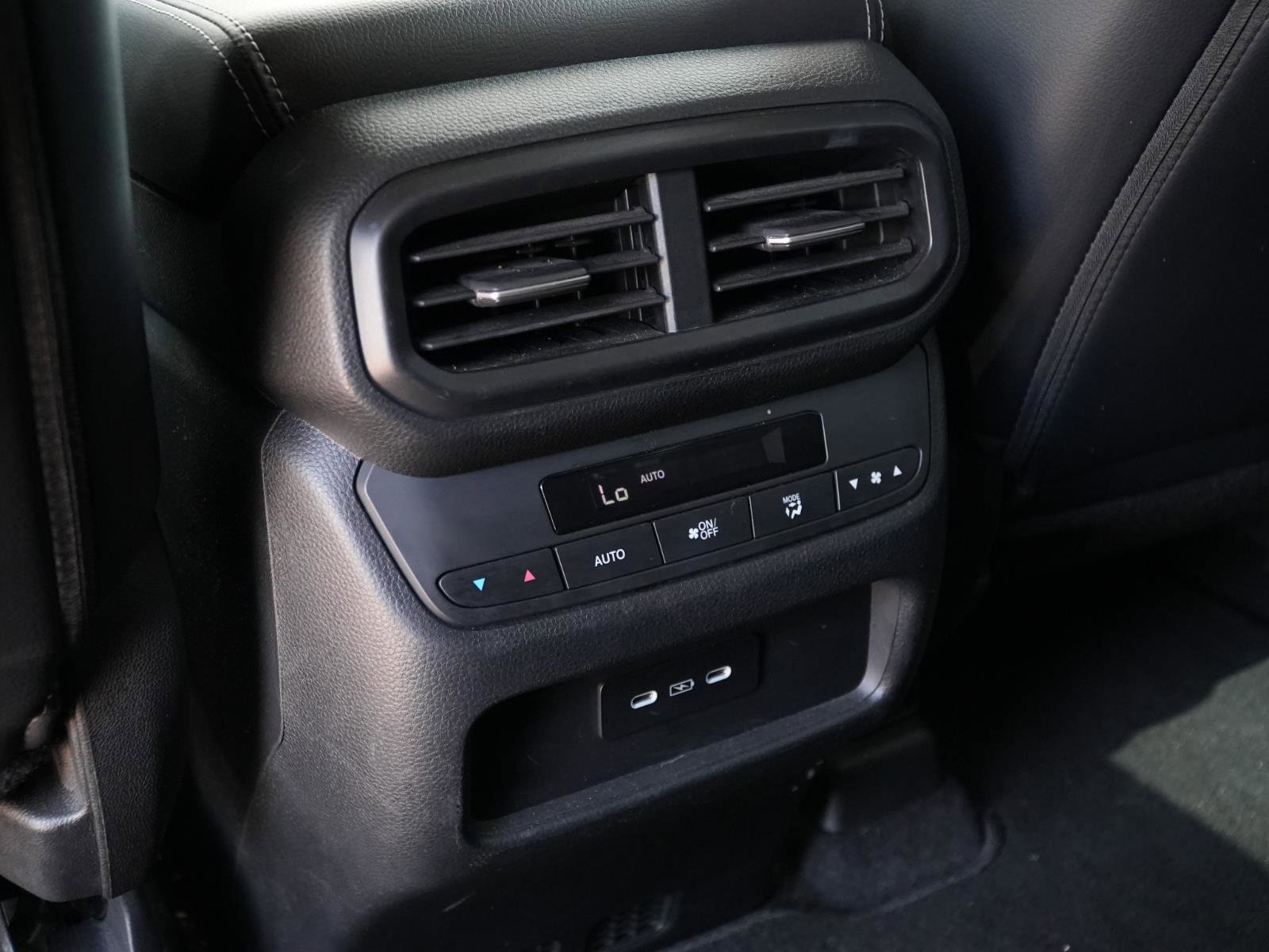 Used 2024 Honda Pilot EX-L image 17