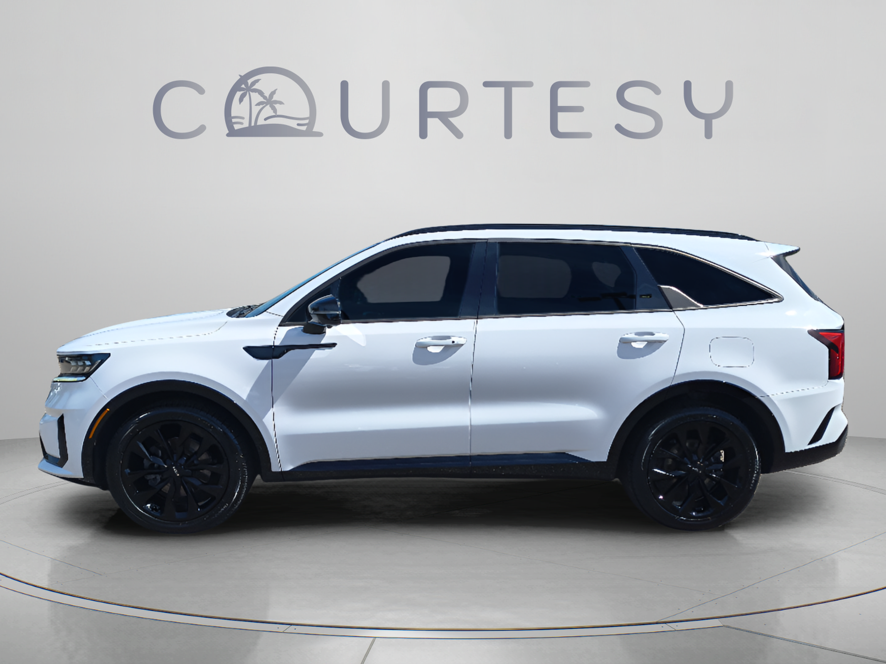 Used 2022 Kia Sorento SX FWD image 2