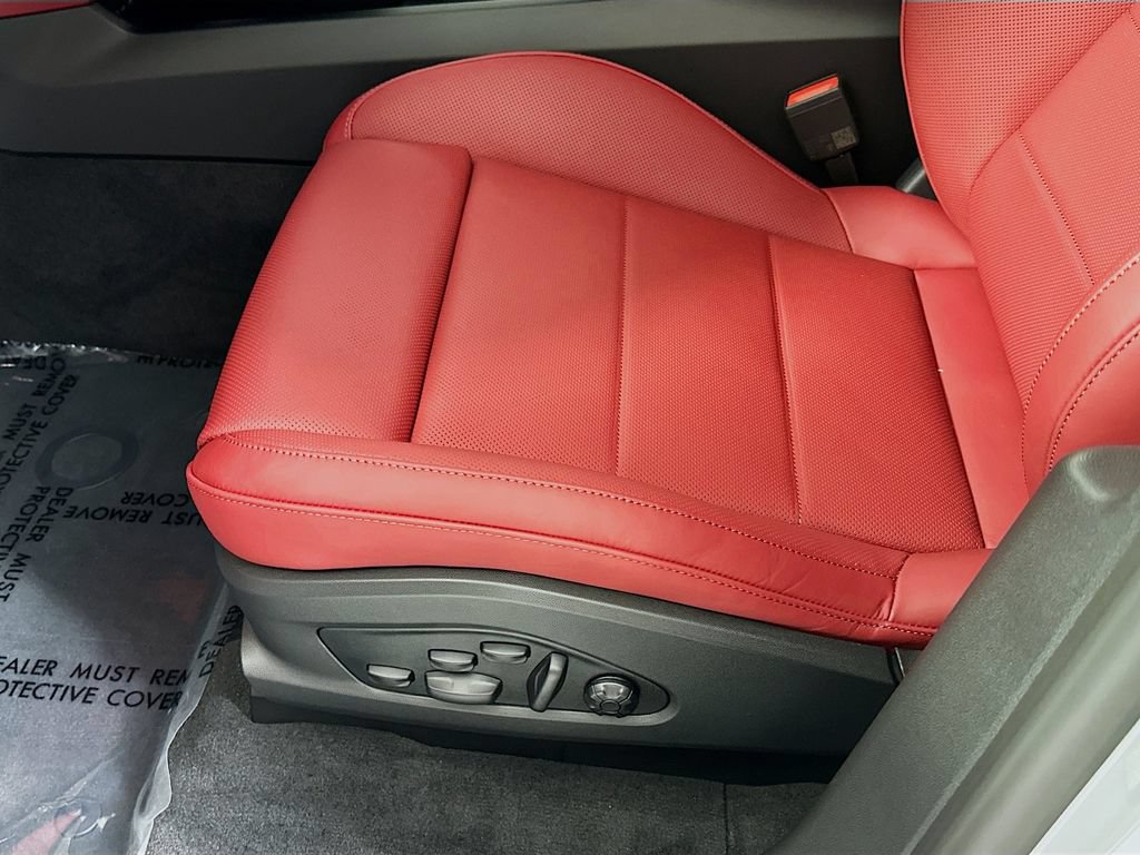 New 2026 Porsche Macan GTS Electric AWD/4WD image 22