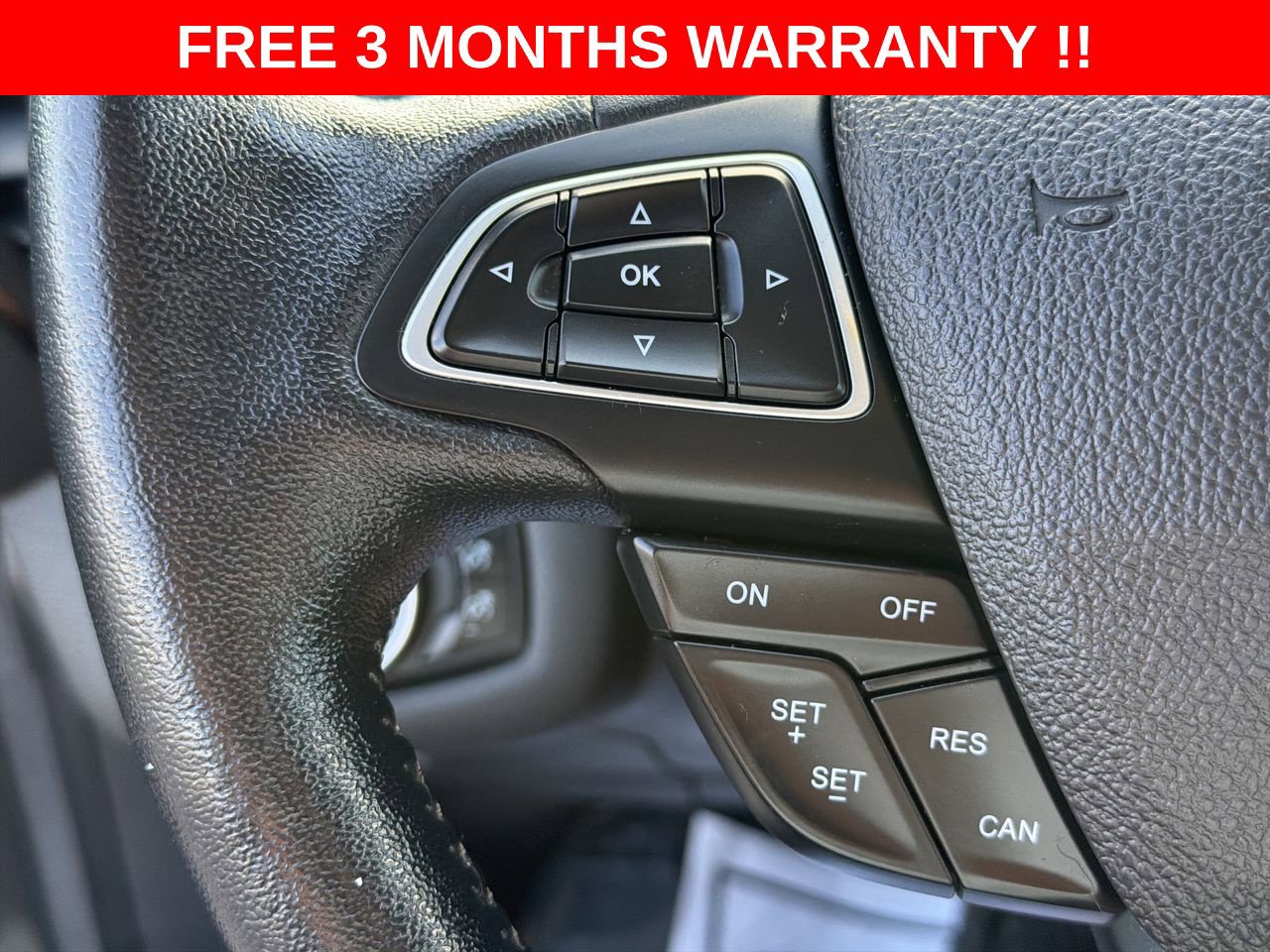Used 2017 Ford Escape Titanium FWD image 39