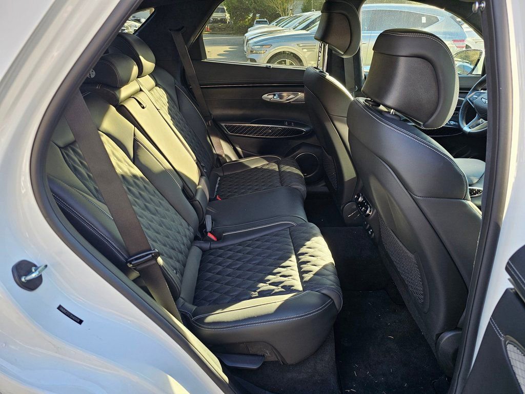 Certified 2025 Genesis GV70 3.5T Sport w/ Sport Prestige Package image 27