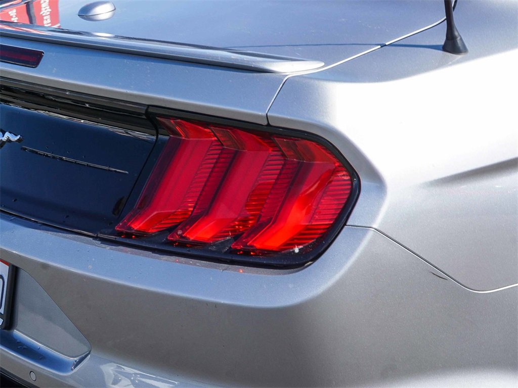 Used 2021 Ford Mustang Premium image 7