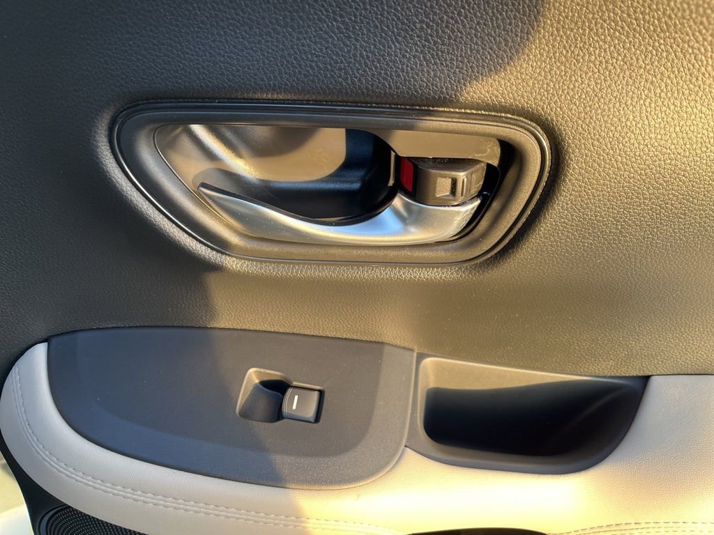 Used 2026 Honda HR-V LX image 55