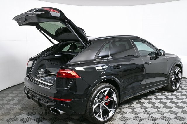 New 2026 Audi RS Q8 performance image 26
