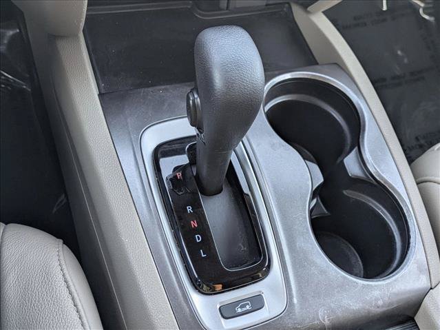 Used 2017 Honda Pilot EX-L image 12