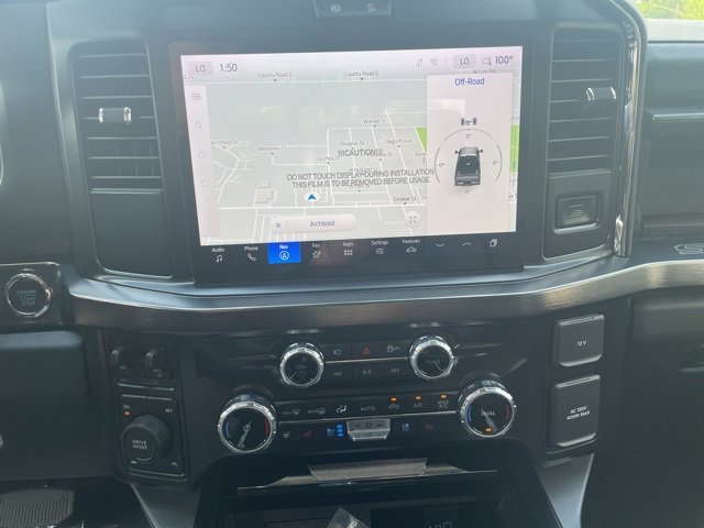 New 2025 Ford F250 Lariat w/ Black Appearance Package image 4