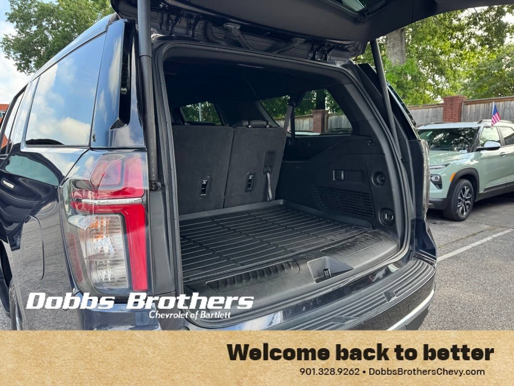 Used 2023 Chevrolet Suburban LT RWD image 38
