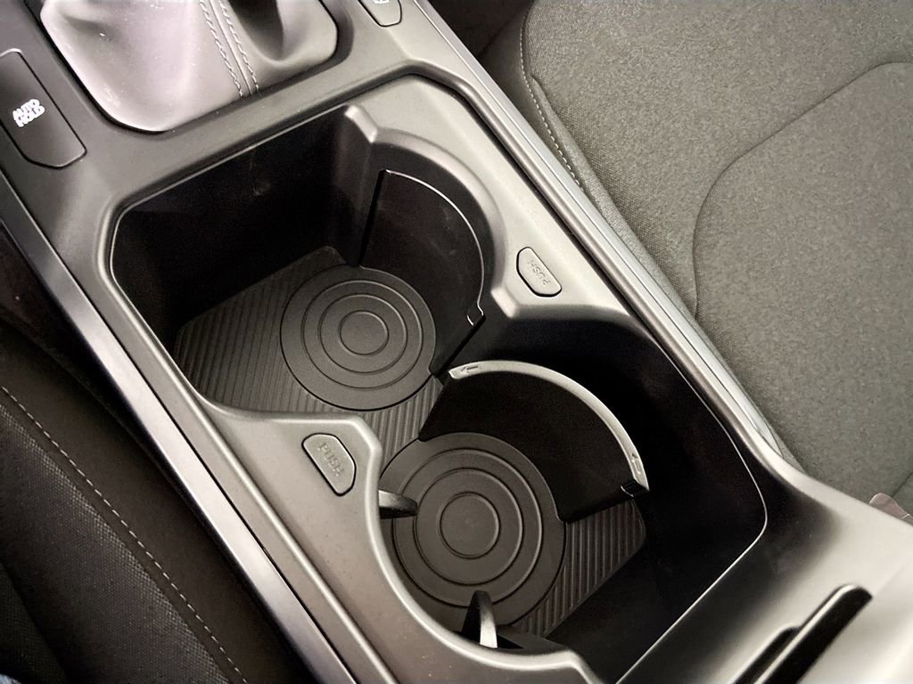 New 2025 Kia K4 LXS image 15