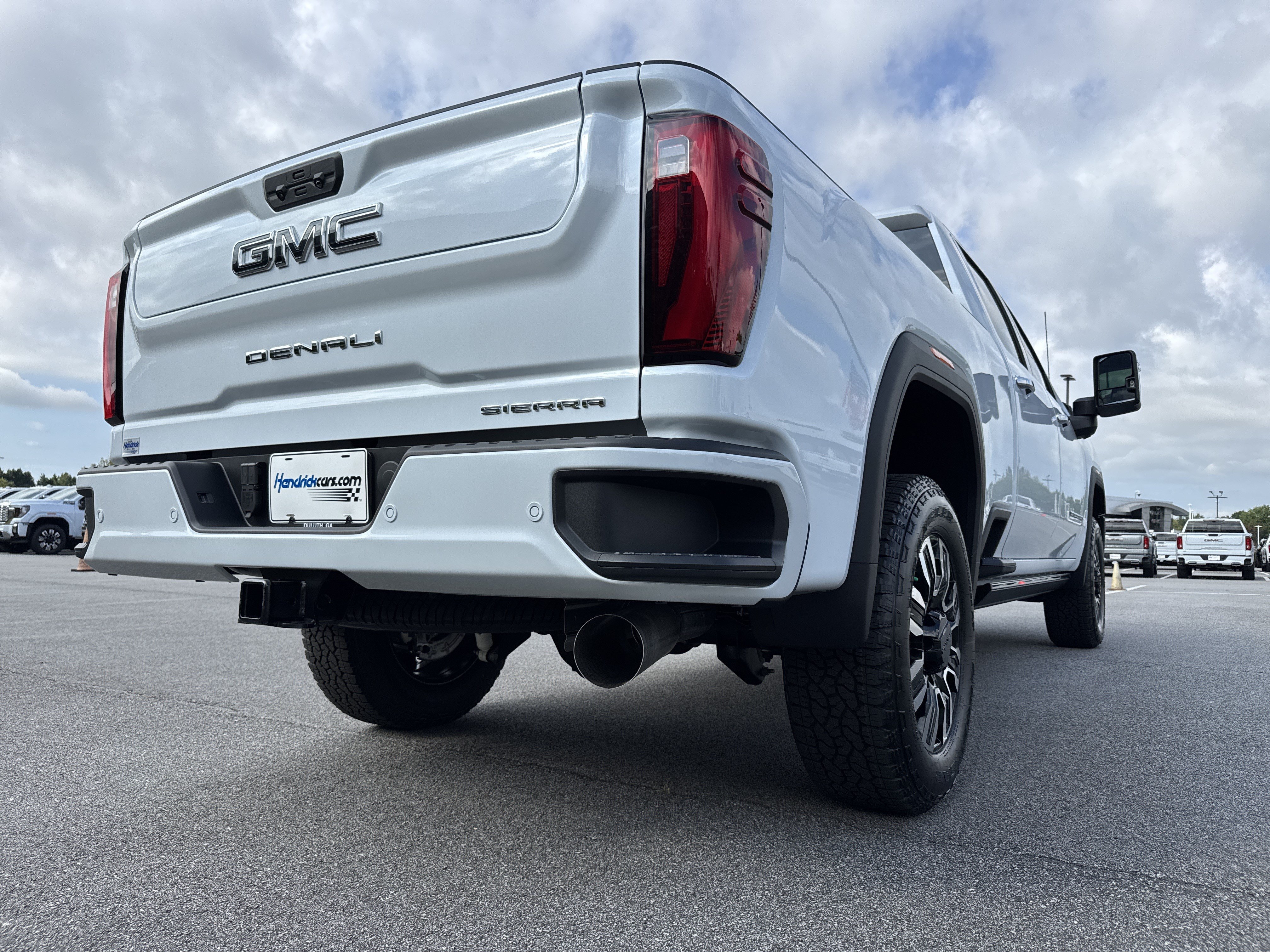 New 2026 GMC Sierra 2500 Denali Ultimate AWD/4WD image 10