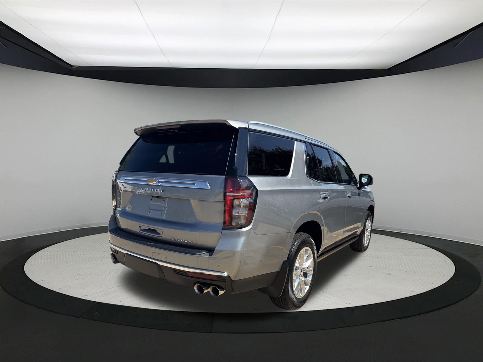 Used 2024 Chevrolet Tahoe Premier w/ Advanced Technology Package AWD/4WD image 5