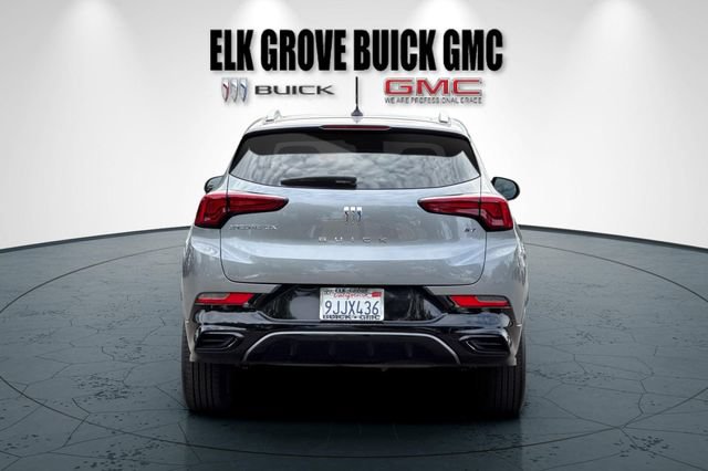 Used 2024 Buick Encore GX Sport Touring FWD image 5