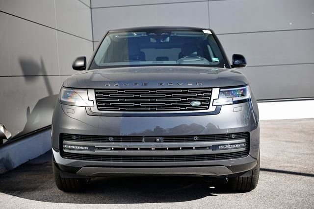 New 2025 Land Rover Range Rover Long Wheelbase SE AWD/4WD image 10