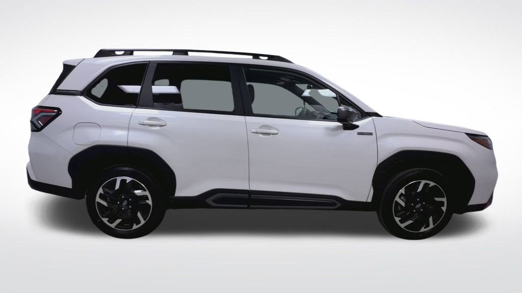 Certified 2025 Subaru Forester Limited image 10