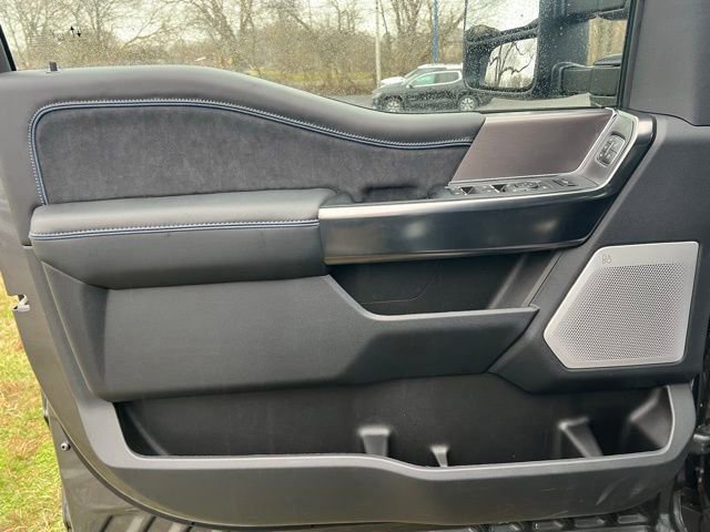 New 2026 Ford F350 Platinum image 9