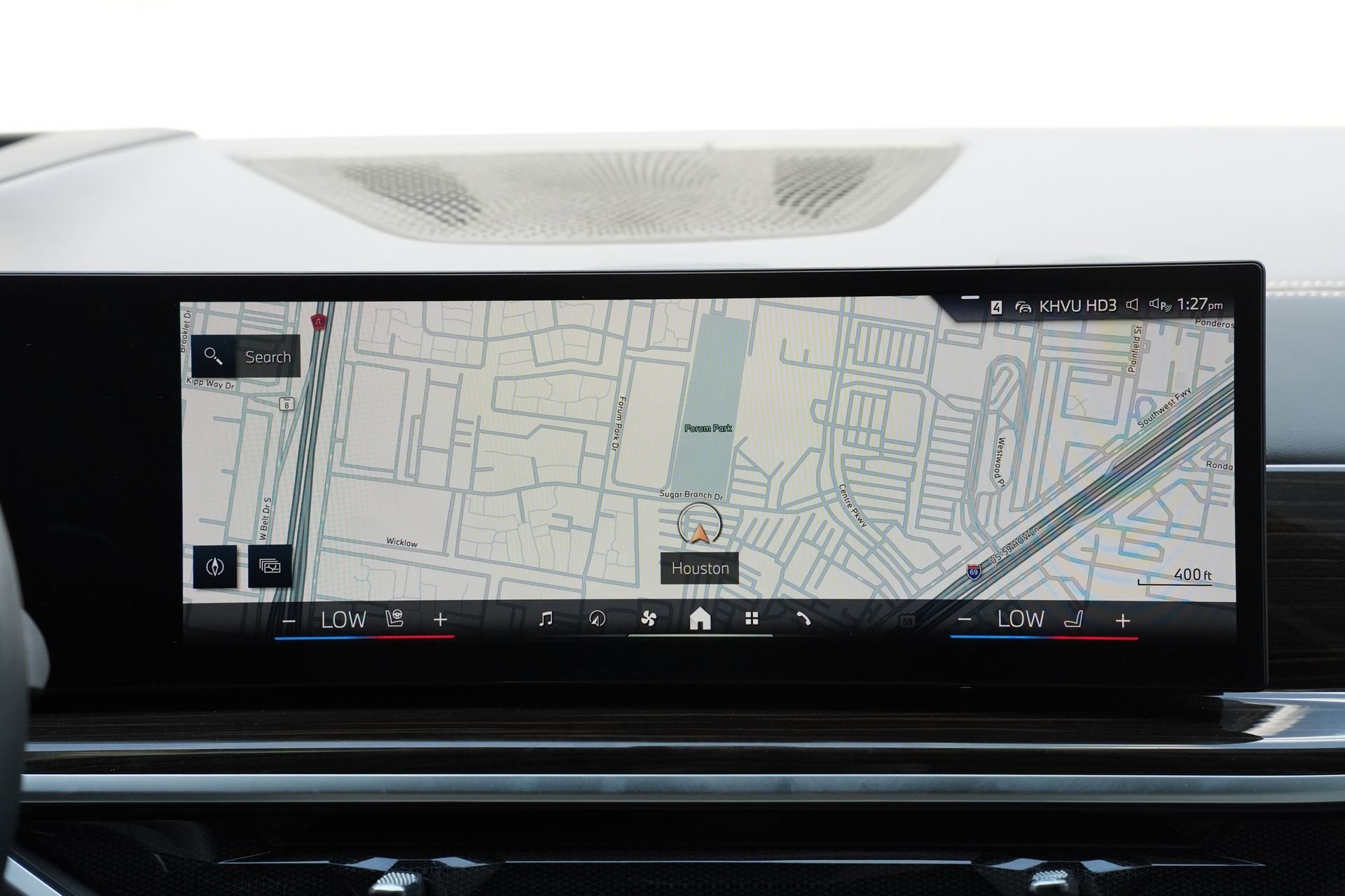 Used 2024 BMW X5 sDrive40i w/ Premium Package image 12