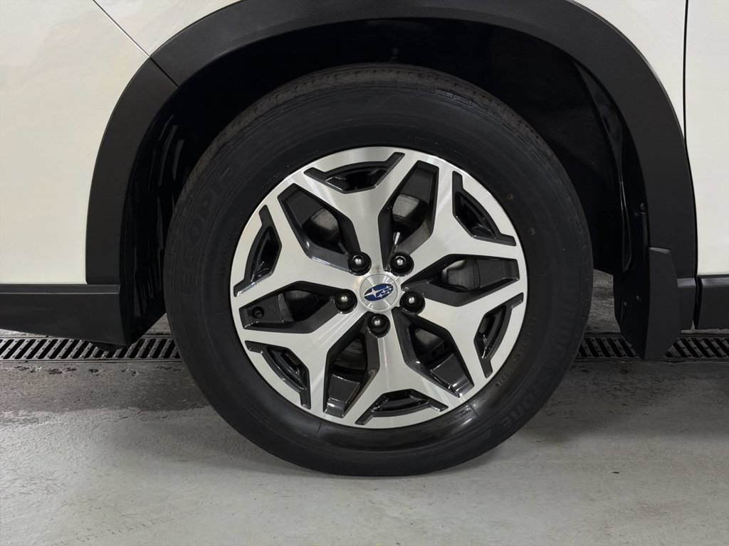Certified 2021 Subaru Forester Premium AWD/4WD image 10