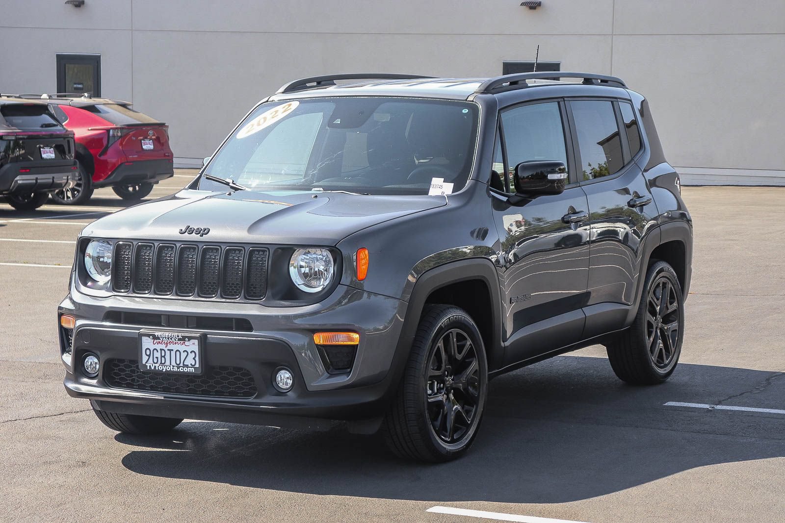 Used 2022 Jeep Renegade Altitude AWD/4WD image 3