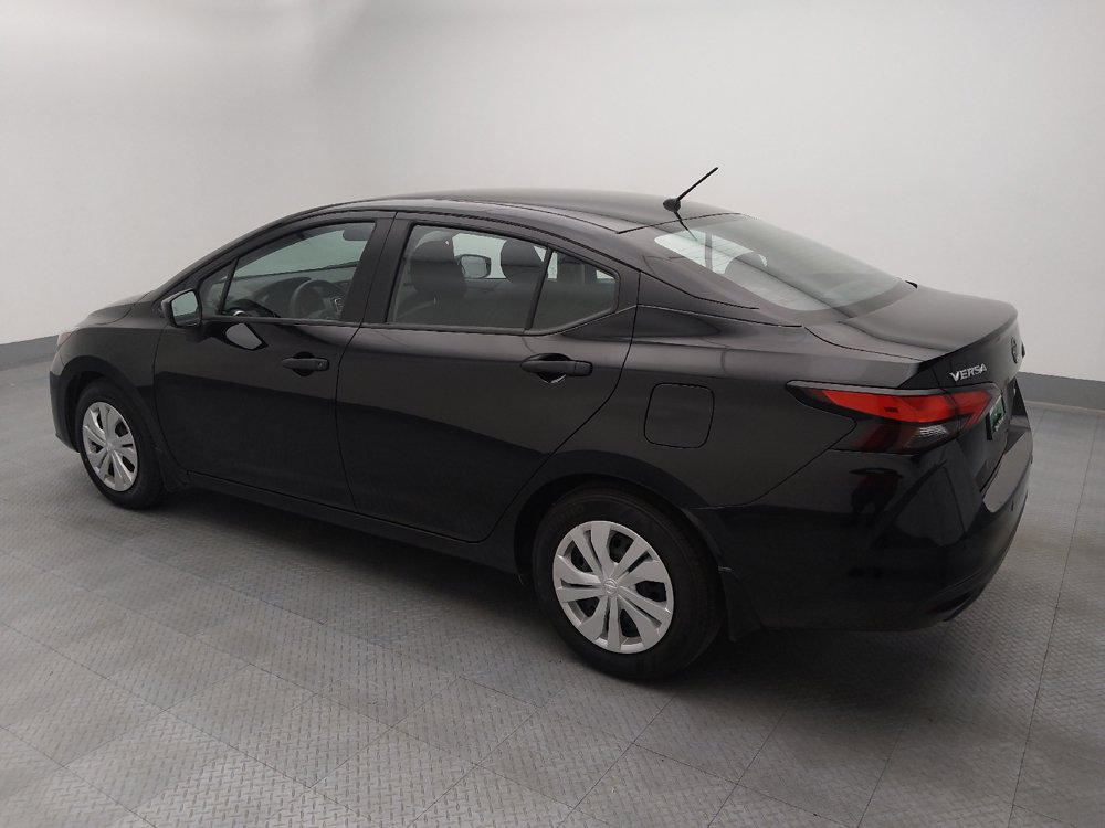 Used 2025 Nissan Versa S w/ Trunk Package FWD image 3