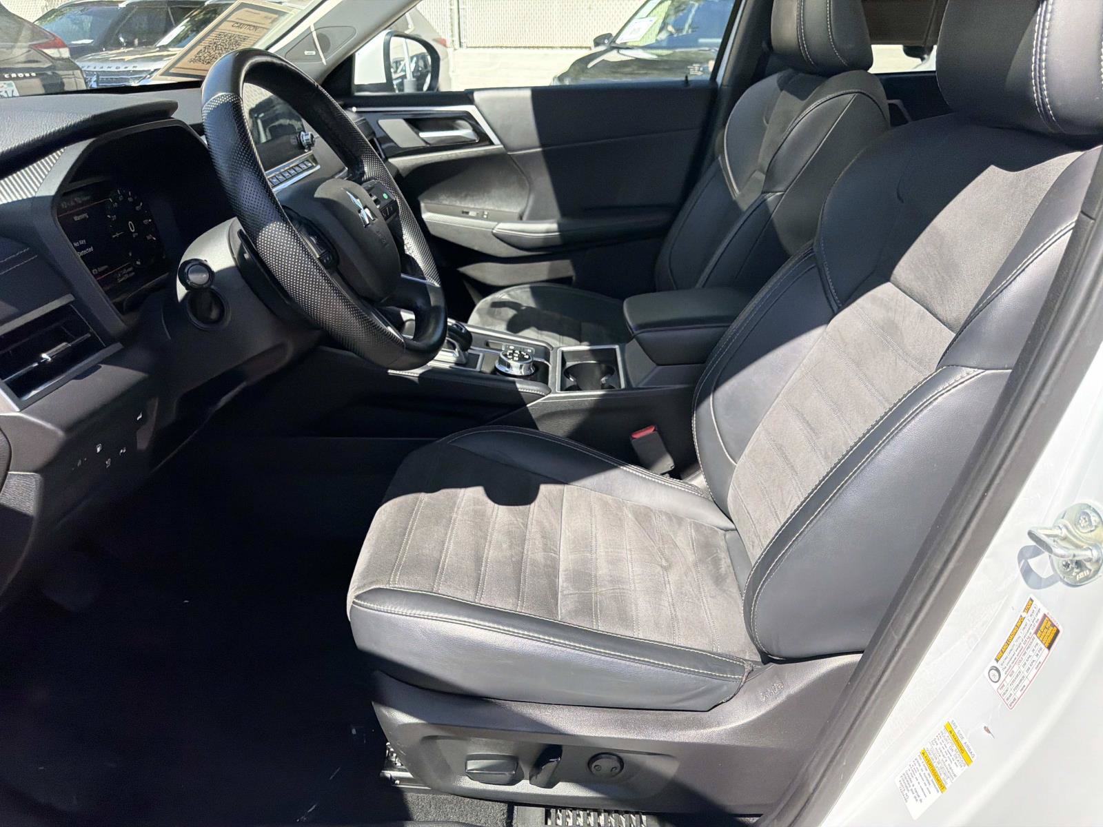 Used 2024 Mitsubishi Outlander Ralliart AWD/4WD image 14