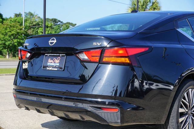 Used 2024 Nissan Altima 2.5 SV FWD image 5