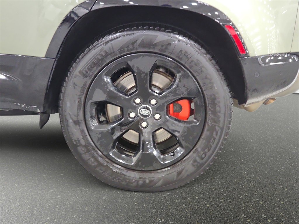 Used 2022 Land Rover Defender 110 X image 30