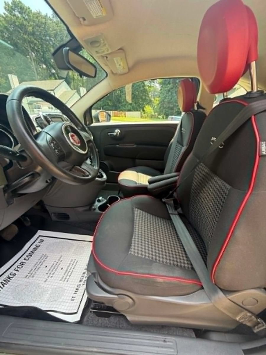 Used 2017 FIAT 500 Pop FWD image 2